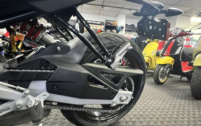 2026 Aprilia Tuono 457 Base