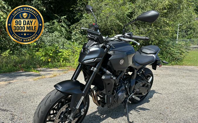 2025 Yamaha MT-07 Matte Charcoal Black