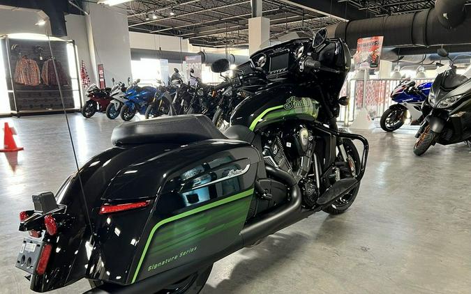 2026 Indian Motorcycle® Chieftain PowerPlus Dark Horse Signature Series Abyss Metallic / Cypher Gr