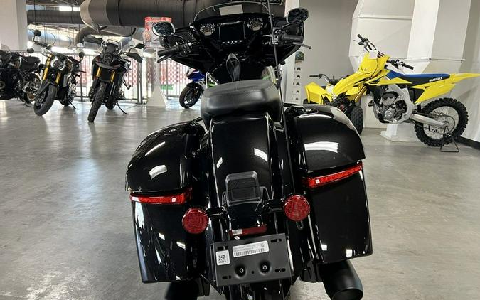 2026 Indian Motorcycle® Chieftain PowerPlus Dark Horse Signature Series Abyss Metallic / Cypher Gr