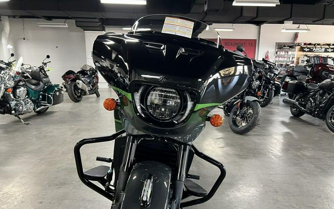 2026 Indian Motorcycle® Chieftain PowerPlus Dark Horse Signature Series Abyss Metallic / Cypher Gr