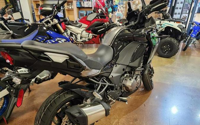 2023 Kawasaki Versys® 1000 SE LT+