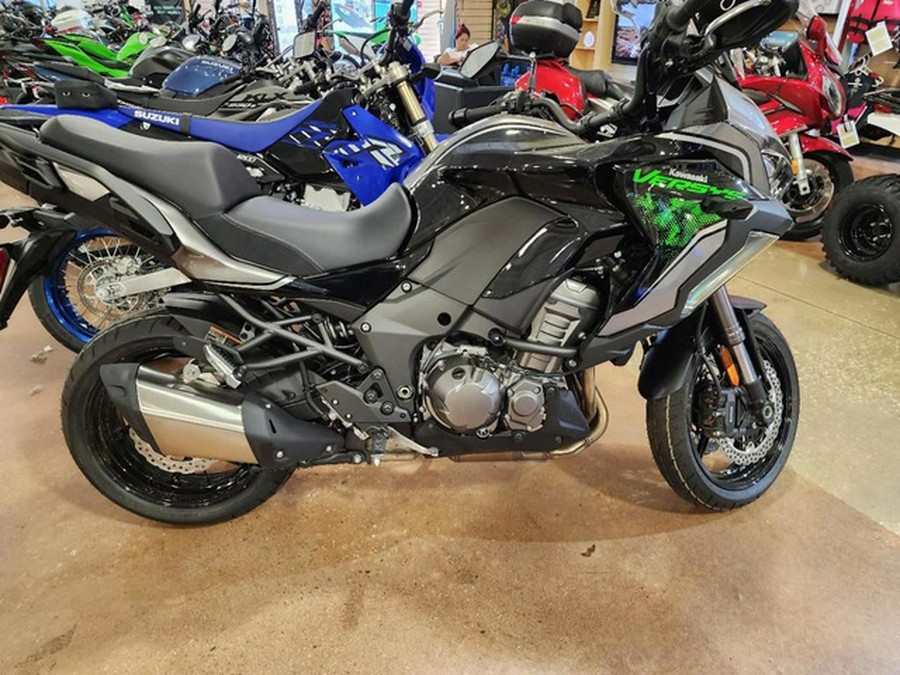 2023 Kawasaki Versys 1000 SE LT+