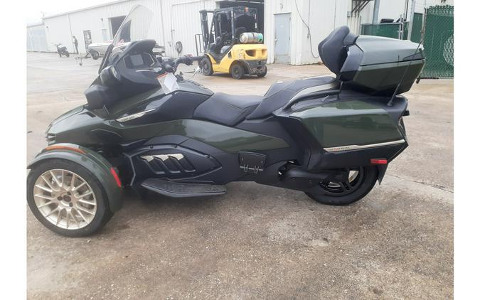 2023 Can-Am SPYDER SEA TO SKY