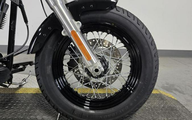 2016 Harley-Davidson® FLS - Softail Slim®