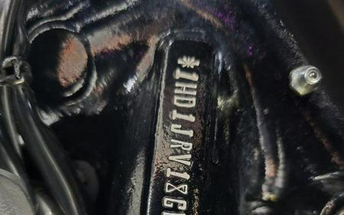 2016 Harley-Davidson® FLS - Softail Slim®