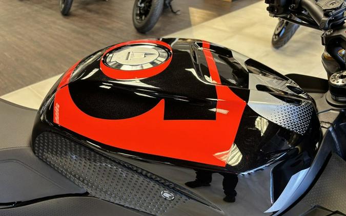 2026 Aprilia Tuono V4 Factory