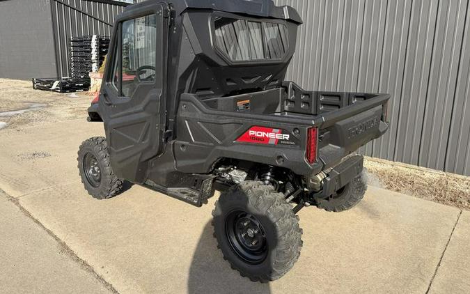 2025 Honda® Pioneer 1000