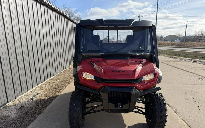 2025 Honda® Pioneer 1000