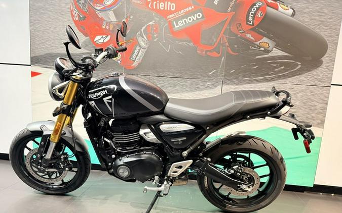 2024 Triumph Scrambler 400 X Phantom Black Silver Ice