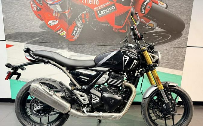 2024 Triumph Scrambler 400 X Phantom Black Silver Ice