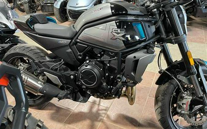 2022 CFMOTO 700CL-X Sport