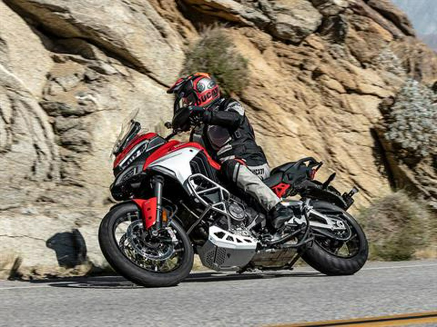 2024 Ducati Multistrada V4 S Travel & Radar Spoked Wheels