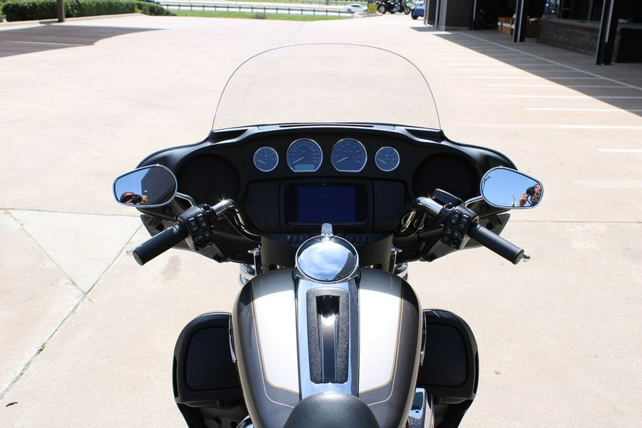 2023 Harley-Davidson® FLHTCUTG - Tri Glide® Ultra