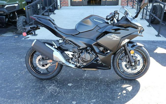 2026 Kawasaki Ninja 500 Base Base