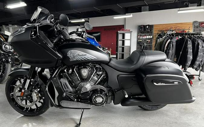 2026 Indian Motorcycle® Challenger® Dark Horse® Black Smoke