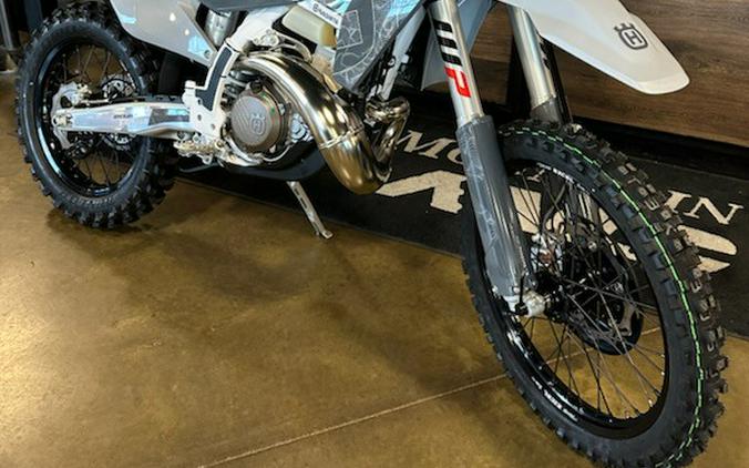 2026 Husqvarna Motorcycles TE 300 Pro