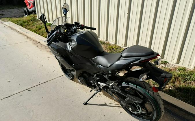 2026 KAWASAKI NINJA 500 ABS