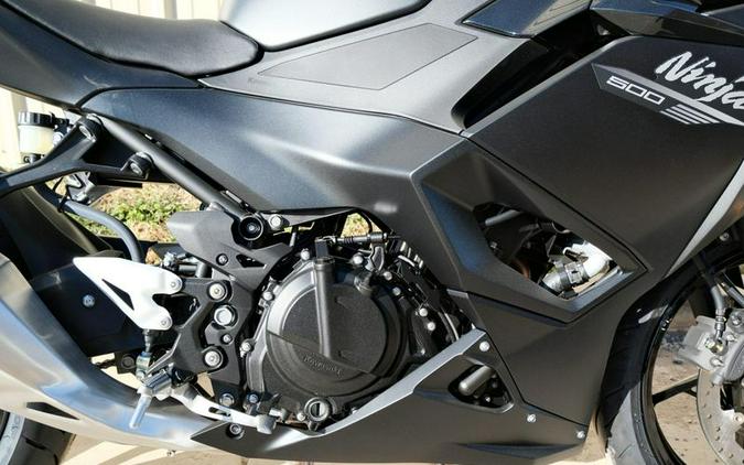 New 2026 KAWASAKI NINJA 500 ABS