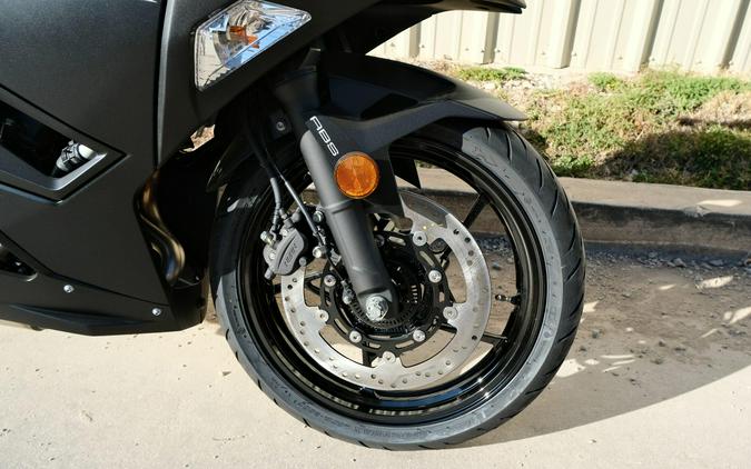 2026 KAWASAKI NINJA 500 ABS