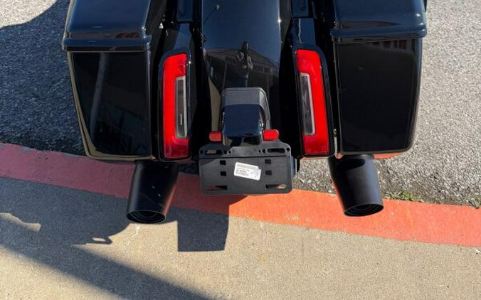 2026 Harley-Davidson® Street Glide® Vivid Black Black Trim