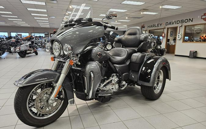 FLHTCUTG 2022 Tri Glide® Ultra