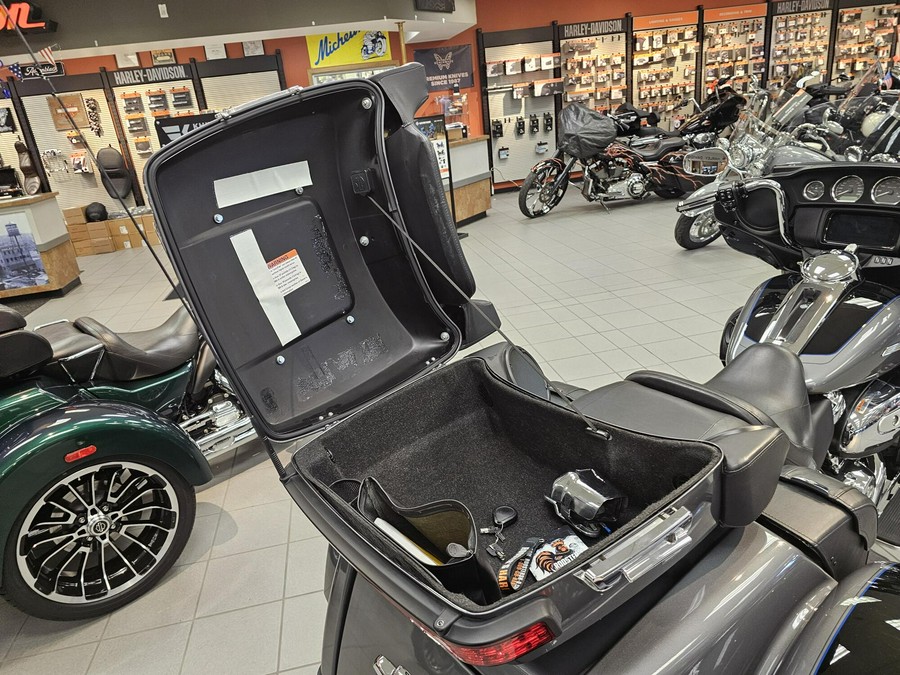 FLHTCUTG 2022 Tri Glide® Ultra