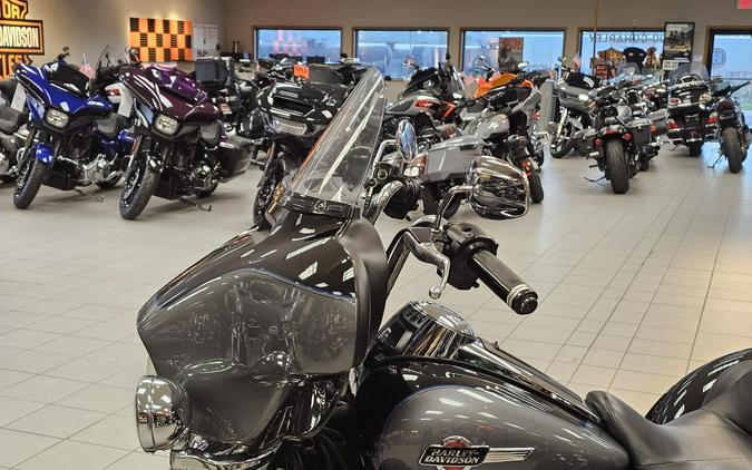 FLHTCUTG 2022 Tri Glide® Ultra