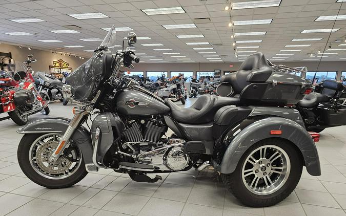 FLHTCUTG 2022 Tri Glide® Ultra
