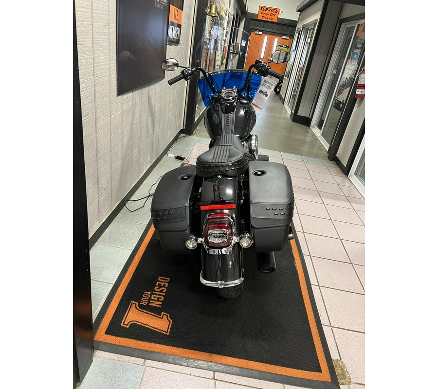 2026 Harley-Davidson® Heritage Classic Midnight Ember w/Laced Wheels