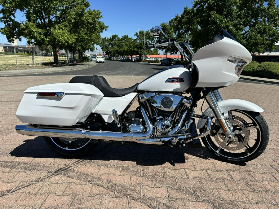 FLTRX 2024 Road Glide™