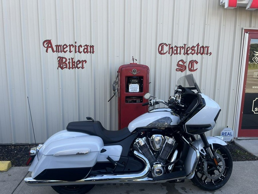 2024 Indian Motorcycle® Challenger® Limited Ghost White Metallic