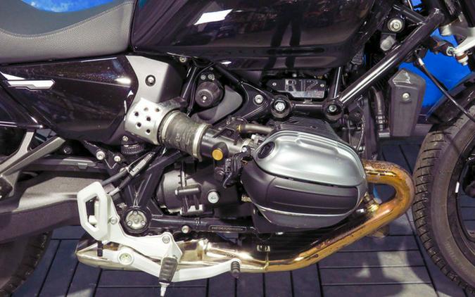 2025 BMW R 12 Black Storm Metallic