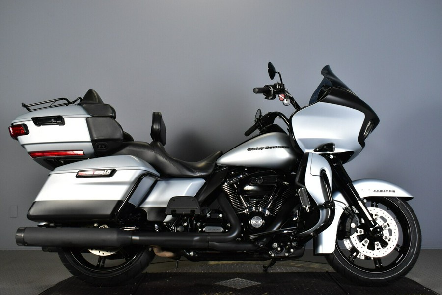 2020 Harley-Davidson Road Glide Limited – Black Option FLTRK