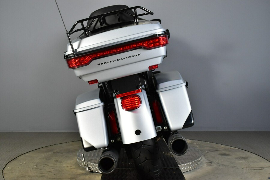 2020 Harley-Davidson Road Glide Limited – Black Option FLTRK