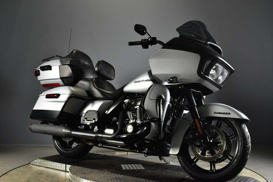 2020 Harley-Davidson Road Glide Limited – Black Option FLTRK