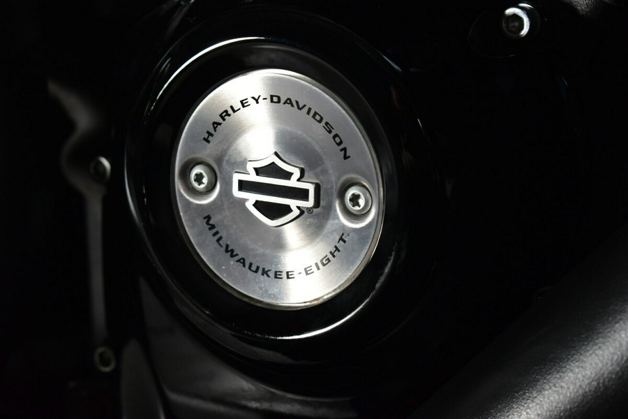 2020 Harley-Davidson Road Glide Limited – Black Option FLTRK