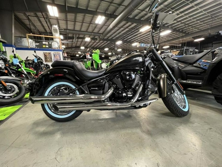 2023 Kawasaki Vulcan 900 Classic