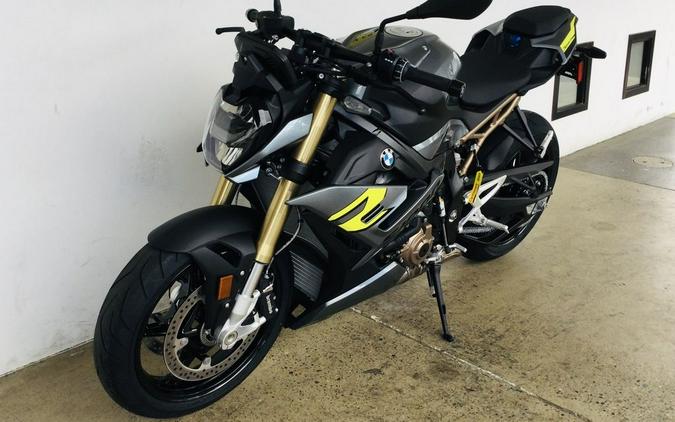 2024 BMW S 1000 R Sport