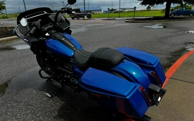 2024 Harley-Davidson Road Glide™ Blue Burst - Black Finish