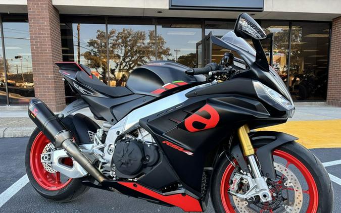 2023 Aprilia RSV4 1100