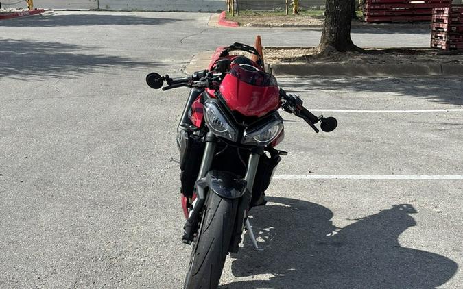 2024 Triumph Street Triple 765 RS Carnival Red