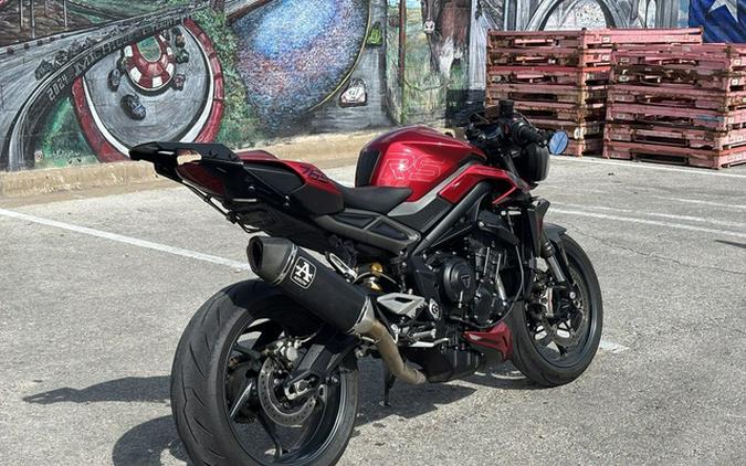 2024 Triumph Street Triple 765 RS Carnival Red