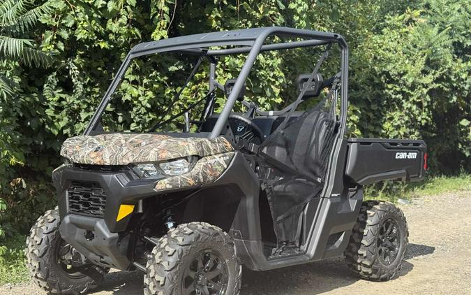 2025 Can-Am Defender DPS HD9