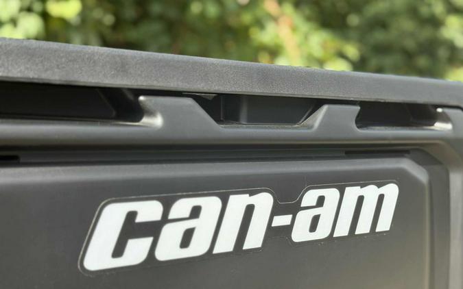 2025 Can-Am Defender DPS HD9