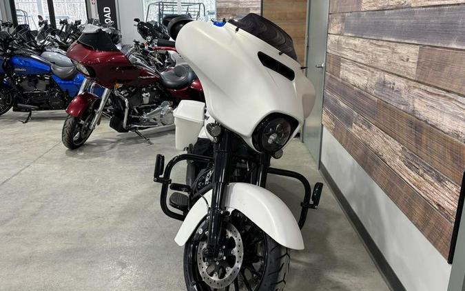 2018 Harley-Davidson® FLHXS - Street Glide® Special
