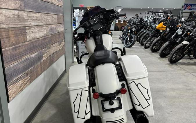 2018 Harley-Davidson® FLHXS - Street Glide® Special