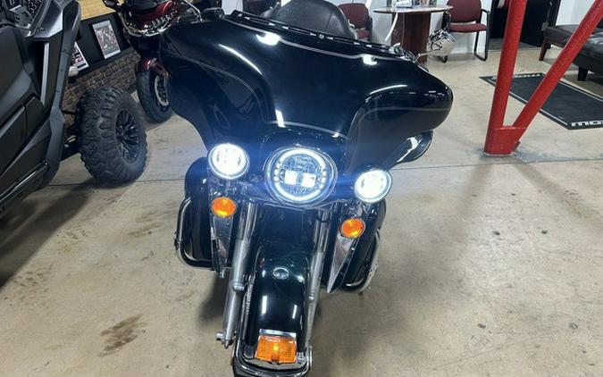 2012 Harley-Davidson FLHTCU - Electra Glide Ultra Classic