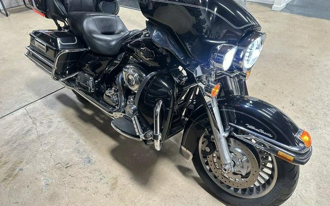 2012 Harley-Davidson FLHTCU - Electra Glide Ultra Classic