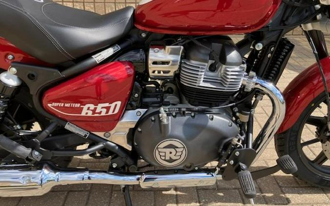 2024 Royal Enfield Super Meteor 650 Celestial Red